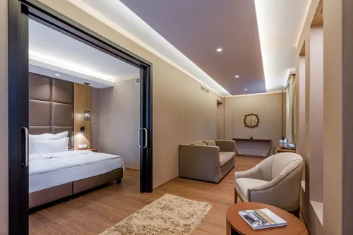 Continental Hotel Budapest Rooms Photos