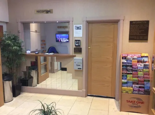 Central Hotel Golders Green Featured Photos