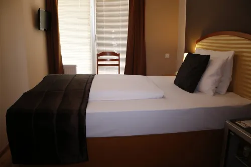 Six Inn Hotel Budapest Photos