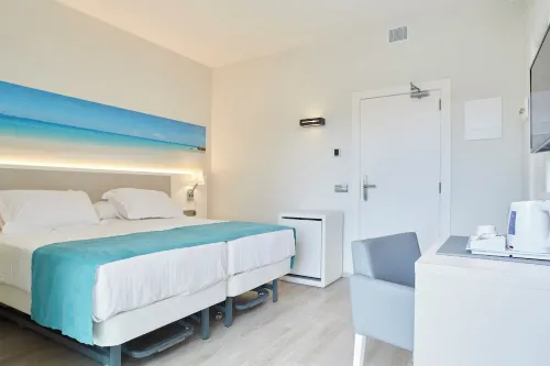 Invisa Hotel Es Pla - Adults Only Camere Photos