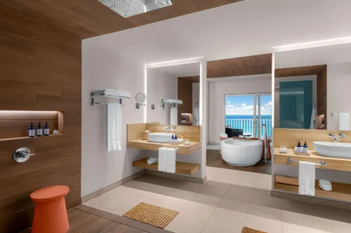 Hilton Cancun Mar Caribe All-Inclusive Resort Photos