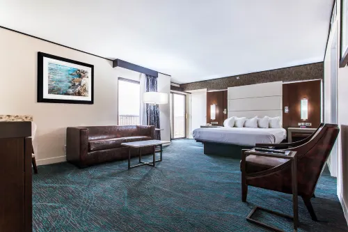 Don Laughlin's Riverside Resort & Casino Rooms Photos