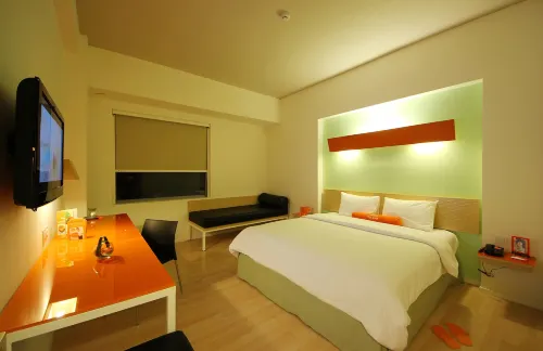 HARRIS Hotel Sentul City - Bogor Kamar Photos