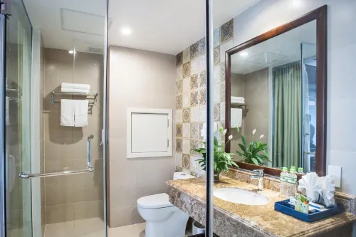 Song Loc Luxury Hotel Photos