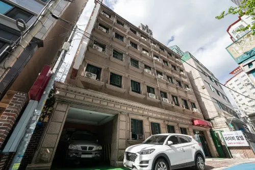 Sungshin University Station Ivy Esterni Photos