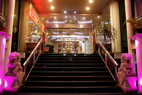 Business Hotel Tomang Espaces publics Photos