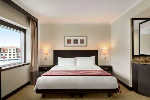 Ramada Plaza by Wyndham Dubai Deira Chambres Photos