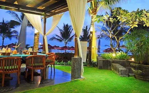 Legian Beach Hotel Yleiset tilat Photos