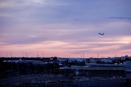 Radisson Blu Airport Terminal Hotel Stockholm Рядом с отелем Photos