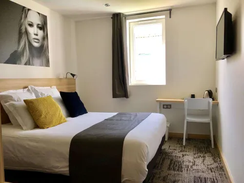 Brit Hotel Martigues Nord Photos