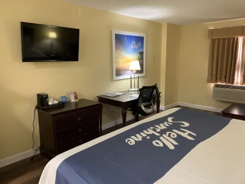 Days Inn by Wyndham Sarasota I-75 Photos