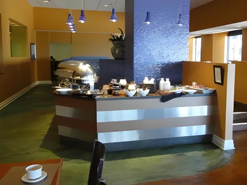 Holiday Inn Corpus Christi Downtown Marina Restauration Photos