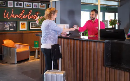 Ibis Styles London Gatwick Airport Public Areas Photos