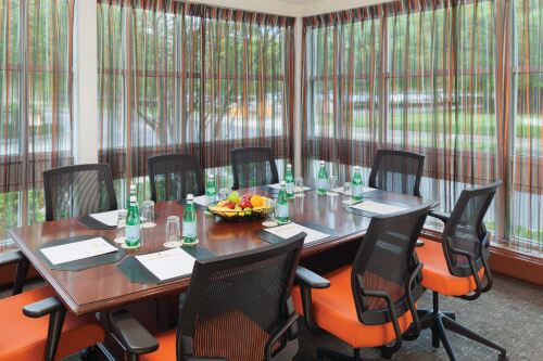 DoubleTree by Hilton Hotel Boston Bayside Business Facilities Photos