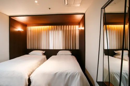 The Riverside Hotel Photos