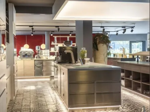 Living Hotel Frankfurt Restauration Photos