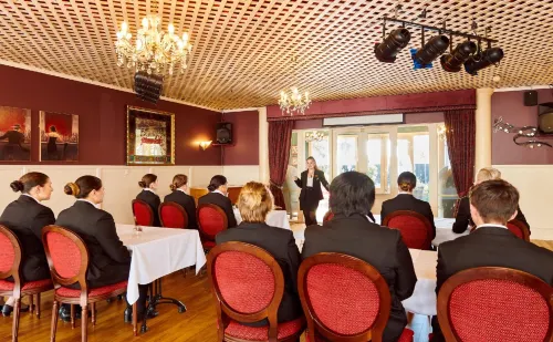Prince's Gate Hotel Business Facilities Photos