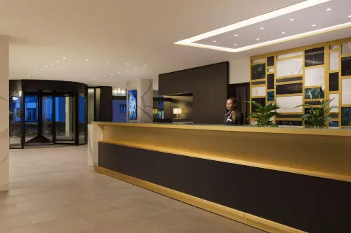 Crowne Plaza Zurich Allmänna utrymmen Photos