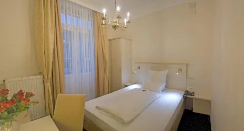Hotel Fürst Bismarck Rooms Photos