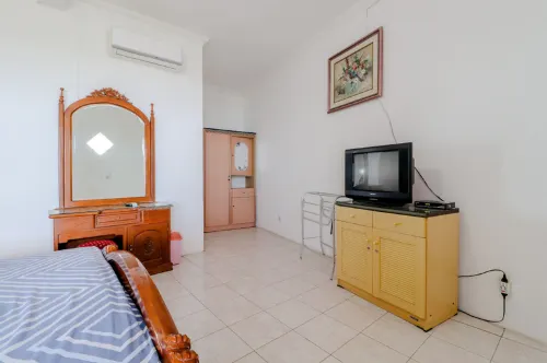 Adinda Beach Hotel and Villa Photos