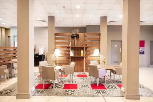 Campanile Swindon Public Areas Photos