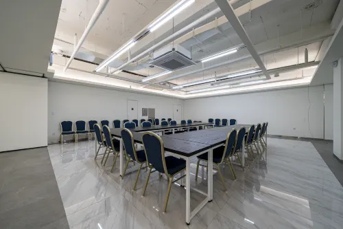 Hotel KNOX Business Facilities Photos