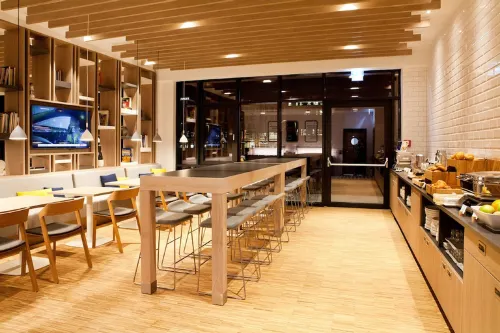 Holiday Inn Express Sindelfingen Restauration Photos