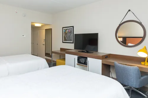 Hampton Inn & Suites West Morgantown University Towne Centre Photos