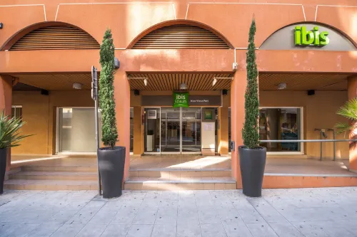 ibis Styles Nice Vieux Port Extérieur Photos