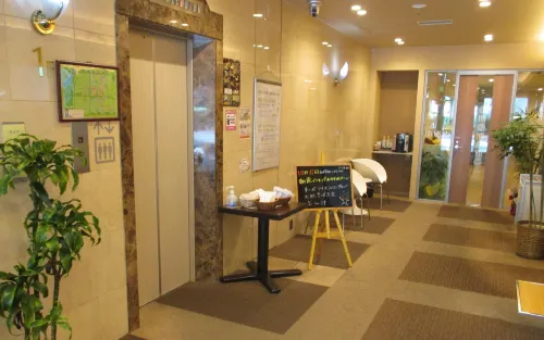 Hotel Green with Public Areas Photos