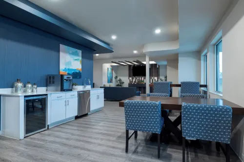 Soka Suites Dallas - Las Colinas Dining Photos