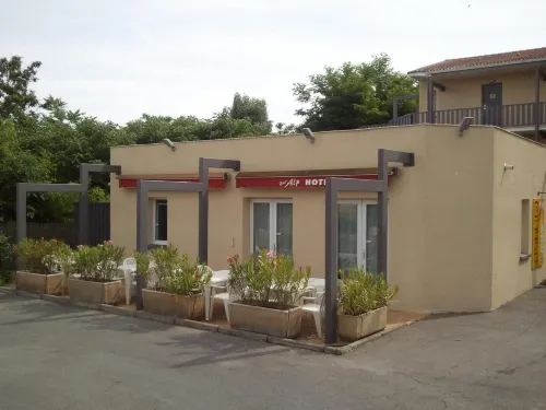 Hotel Bel Alp Manosque Exterior Photos