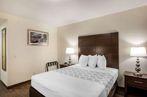 Rodeway Inn Near Hollywood Beach Photos
