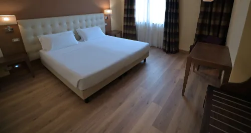 Best Western Grand Hotel Guinigi Rum Photos
