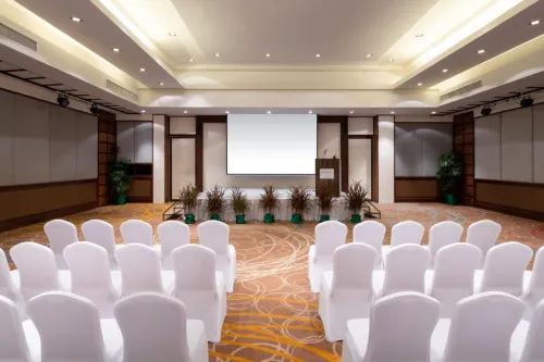 Novotel Phuket Vintage Park Resort Бизнес-удобства Photos