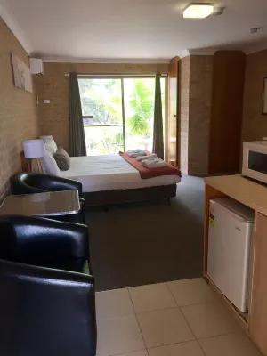 Huskisson Bayside Resort Rooms Photos
