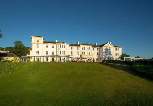 The Belsfield Hotel Exterior Photos