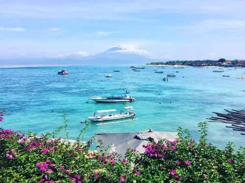 Batu Karang Lembongan Resort & Spa بالقرب من الفندق Photos