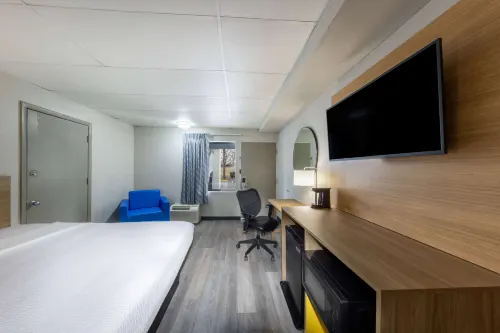 Days Inn by Wyndham Fredericksburg North Rooms Photos