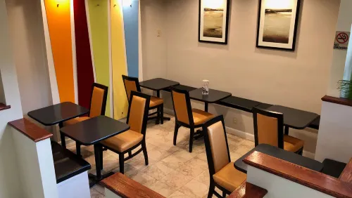 Magnuson Hotel Virginia Beach Restauration Photos