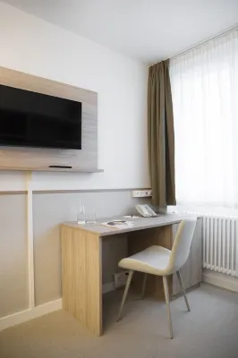 Continental Hotel Lausanne Photos