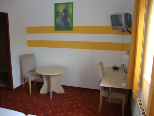 Lenas Donau Hotel Photos
