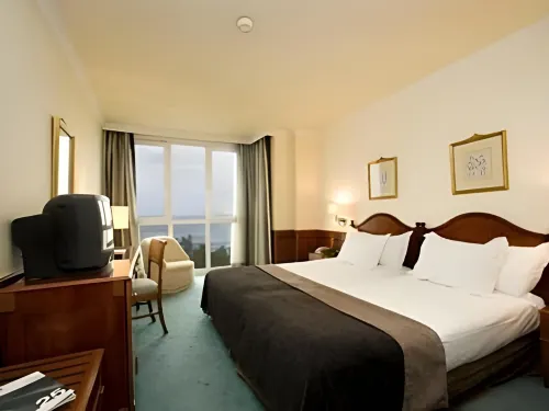 Hotel Silken Rio Santander Photos