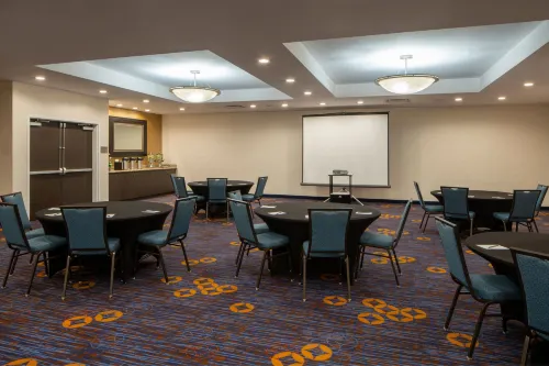 Courtyard Miami Coral Gables Business Facilities Photos