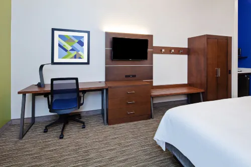 Holiday Inn Express & Suites Rancho Mirage - Palm Spgs Area Rooms Photos