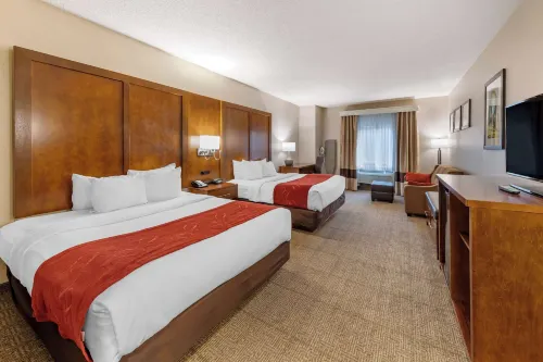 Comfort Suites Near Six Flags Magic Mountain Featured Photos