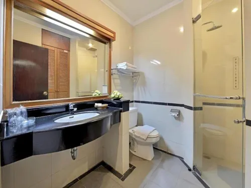 Grand Whiz Hotel Trawas Mojokerto Kamar Photos