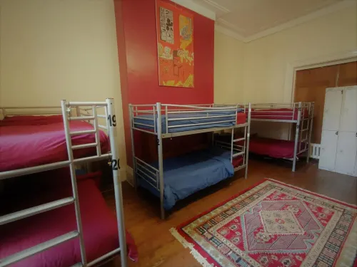 Embassie Backpackers Photos