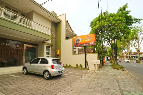 Chiaro Hotel Syariah Außen Photos