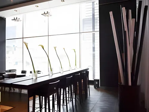 Le Germain Hotel Maple Leaf Square Public Areas Photos